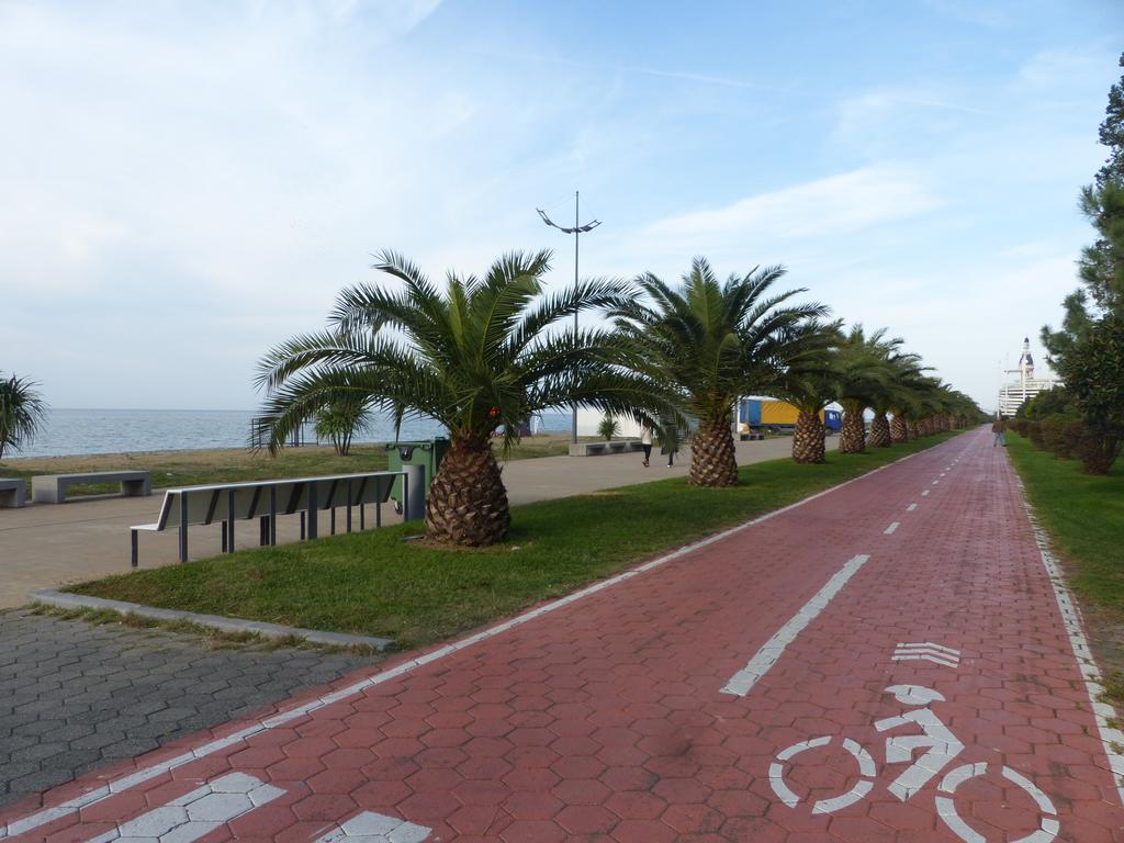 Apartment With Sea View Batumi Exterior foto