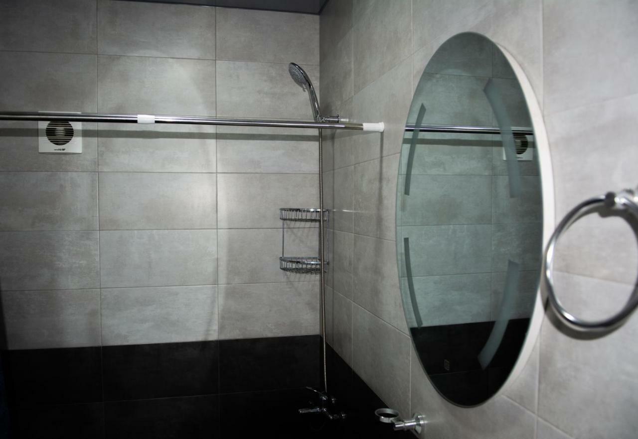 Apartment With Sea View Batumi Exterior foto